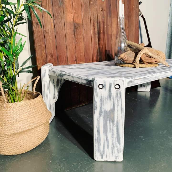 Distressed Look Cofee Table